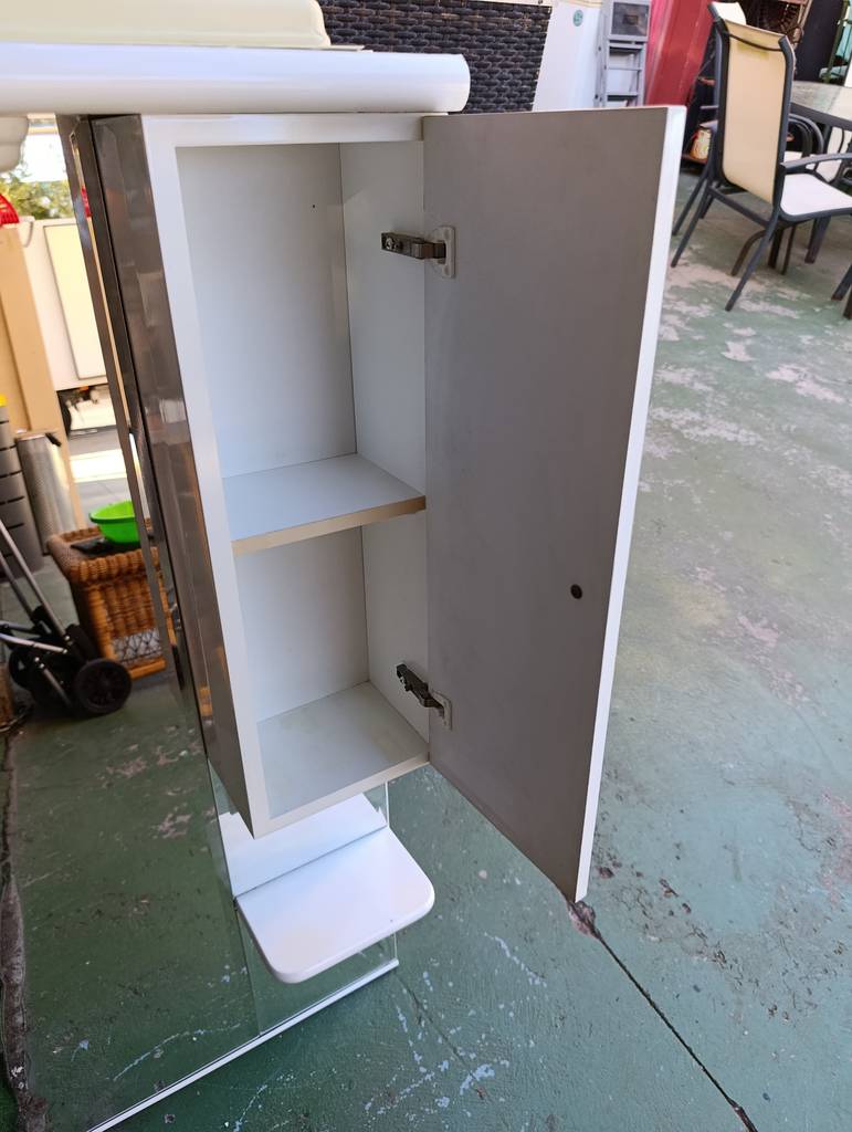 MUEBLE DE BAÑO CON ESPEJO, ARMARIO Y LUCES - Imagen 4