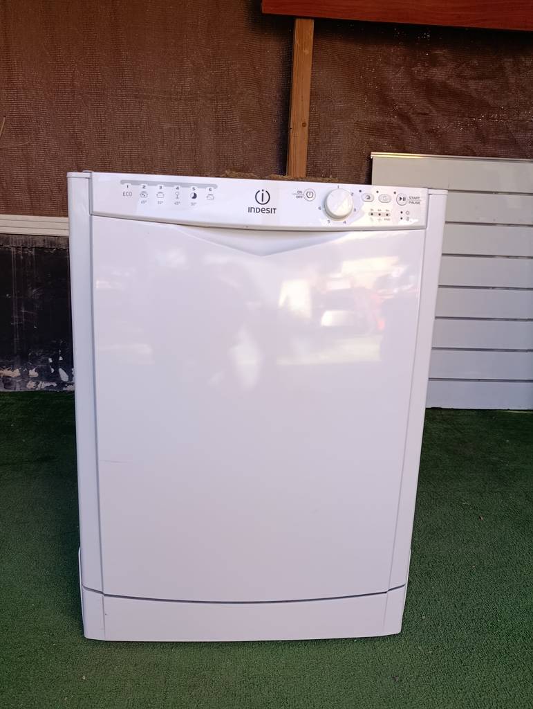 LAVAVAJILLAS INDESIT BLANCO - Imagen 2