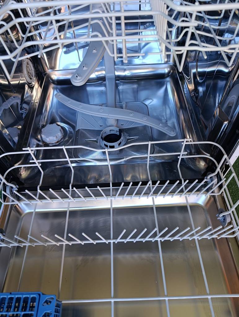 LAVAVAJILLAS INDESIT BLANCO - Imagen 6