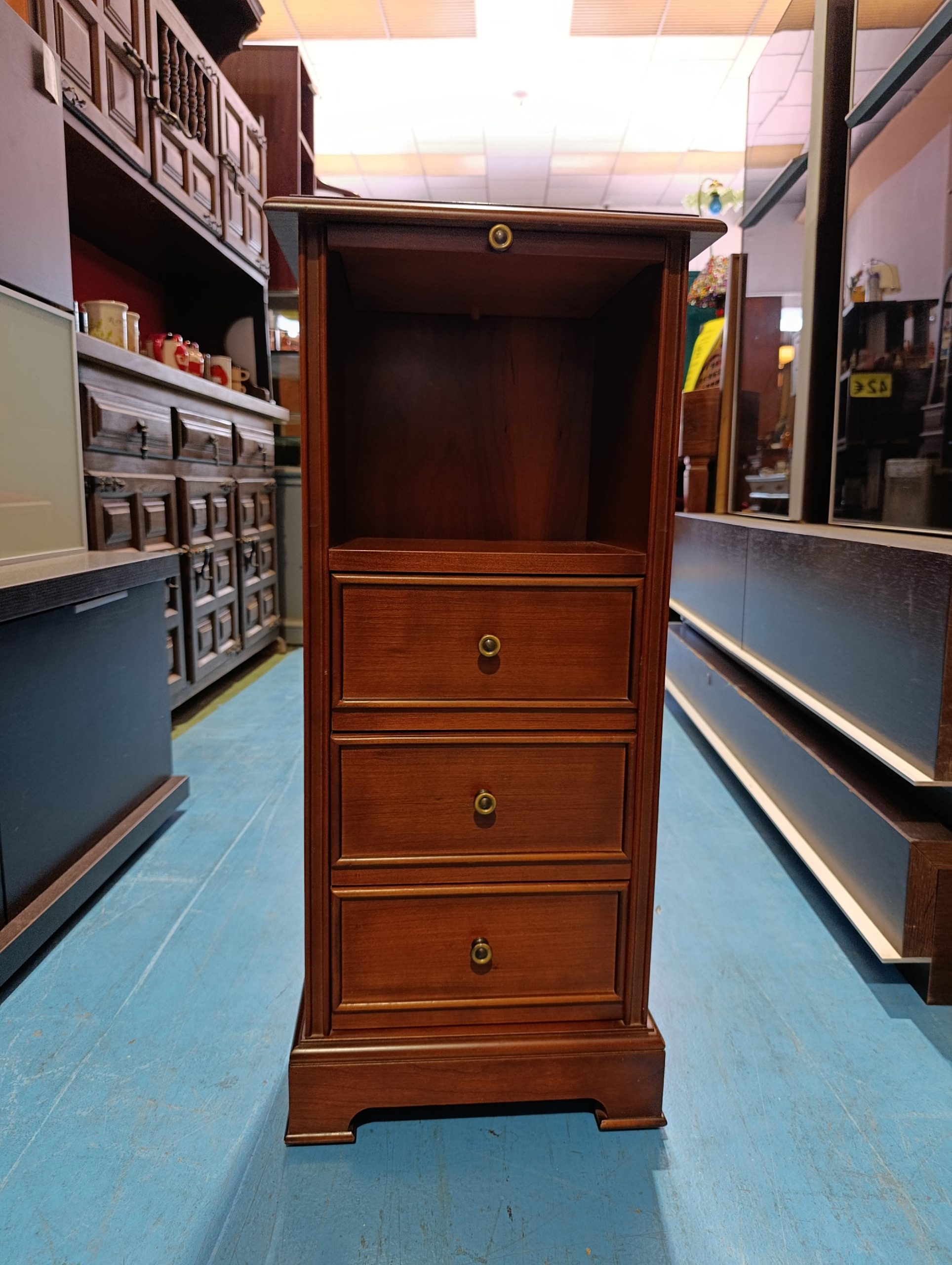 MUEBLE AUXILIAR TIPO CAJONERO - Imagen 2
