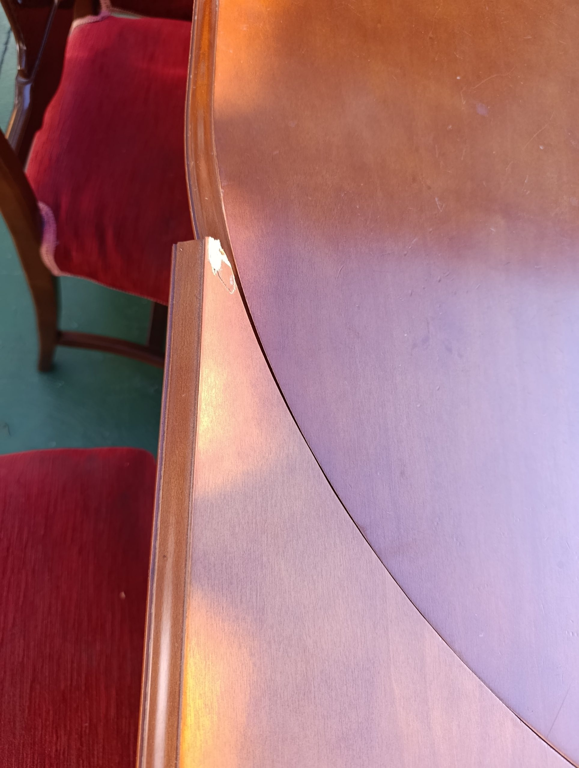 COMEDOR EXTENSIBLE Y 6 SILLAS ROJAS - Imagen 5