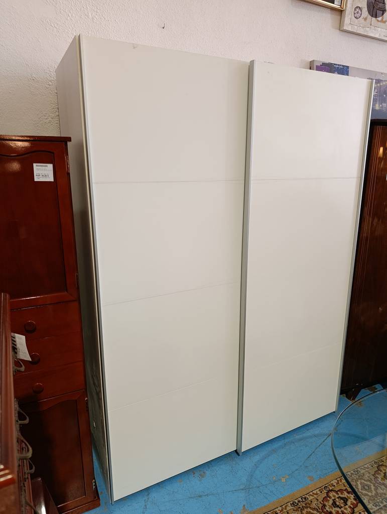 ARMARIO BLANCO PUERTAS CORREDERAS - Imagen 3