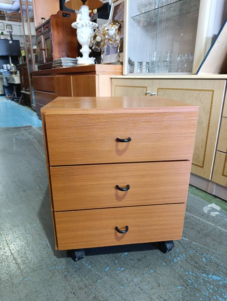 CAJONERA DE OFICINA CON RUEDAS - Imagen 2
