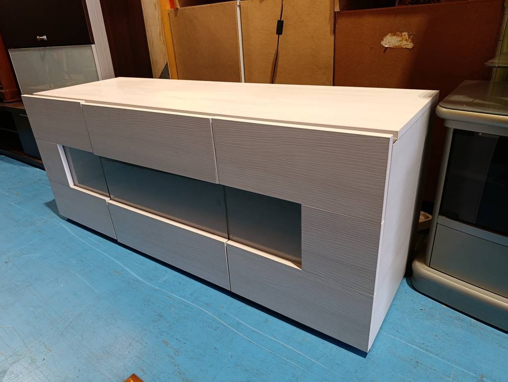 MUEBLE APARADOR CON VITRINA BLANCO - Imagen 2