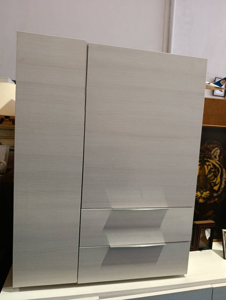 MUEBLE AUXILIAR/APARADOR ALTO - Imagen 2