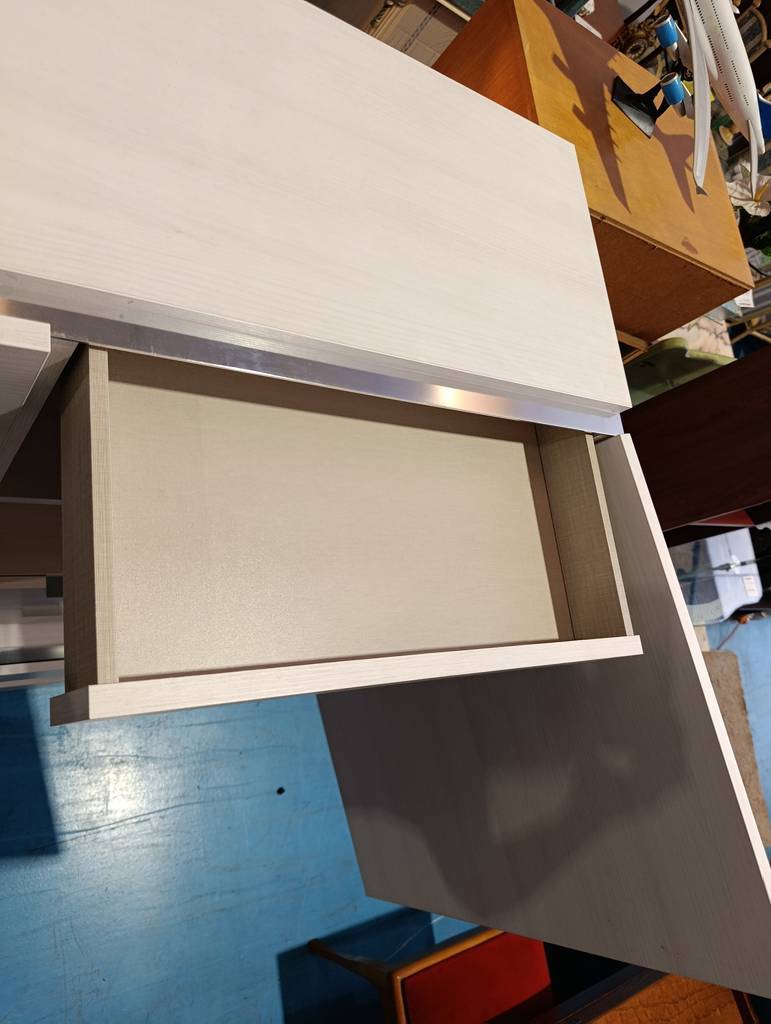 MUEBLE AUXILIAR/APARADOR ALTO - Imagen 4